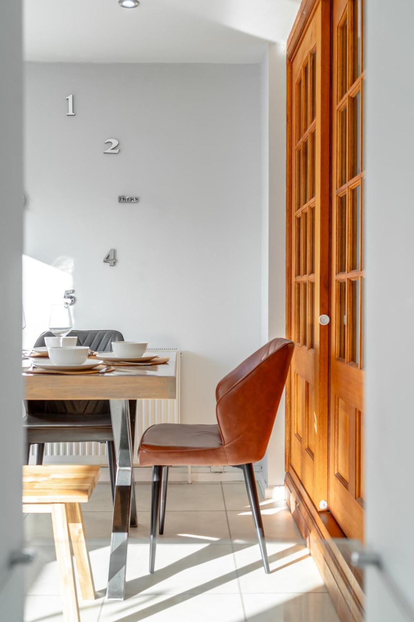 London & Forest Loughton  Bagian luar foto